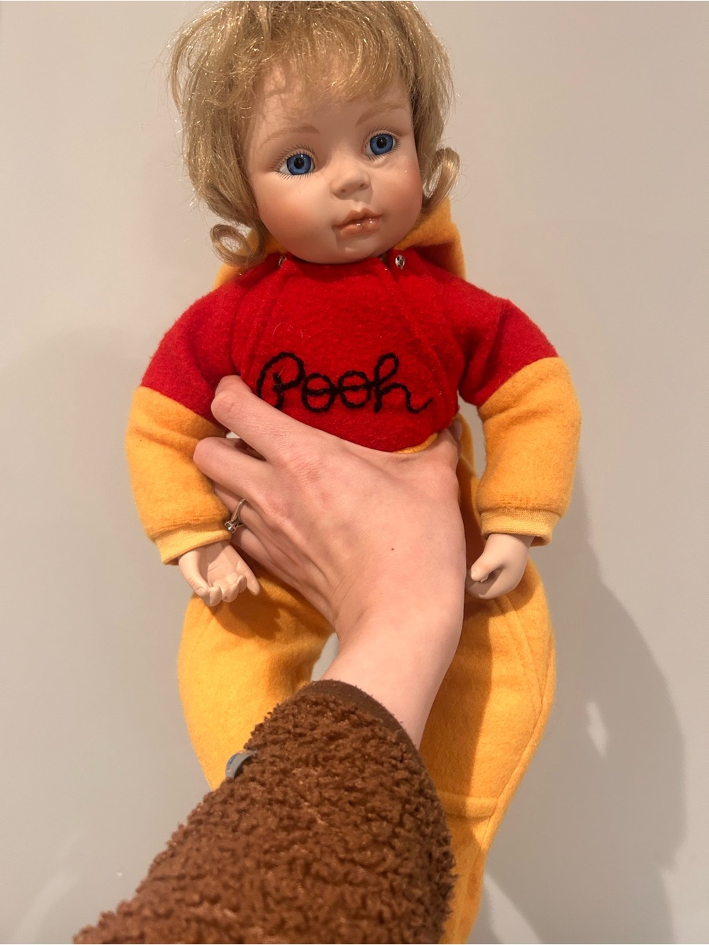 Ashton drake winnie the pooh doll